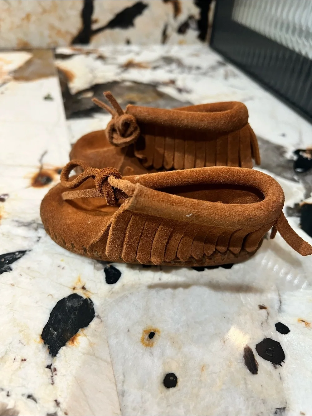 Minnetonka Toddler Fringe Suede Moccasins - Brown